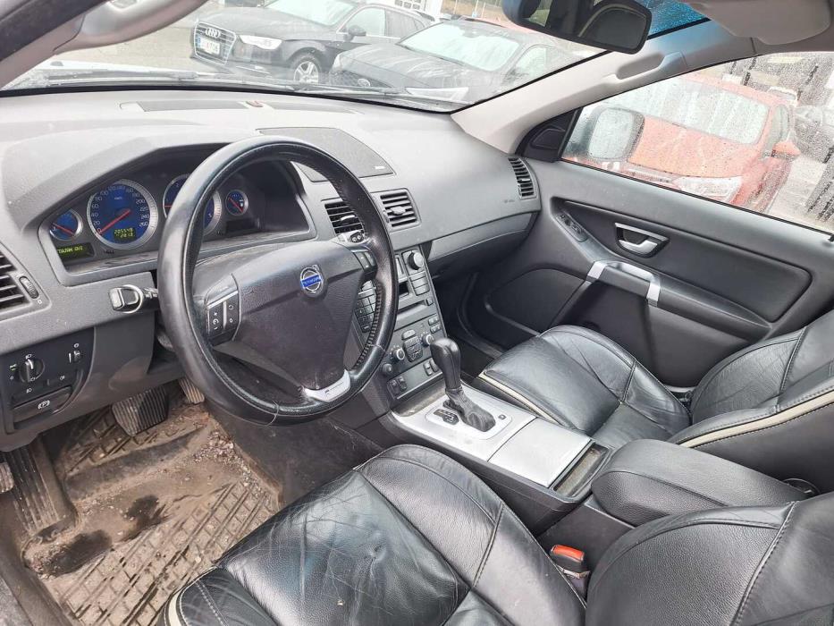 VOLVO XC90 2010