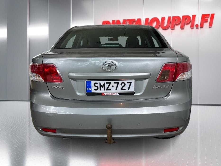 TOYOTA Avensis 2009