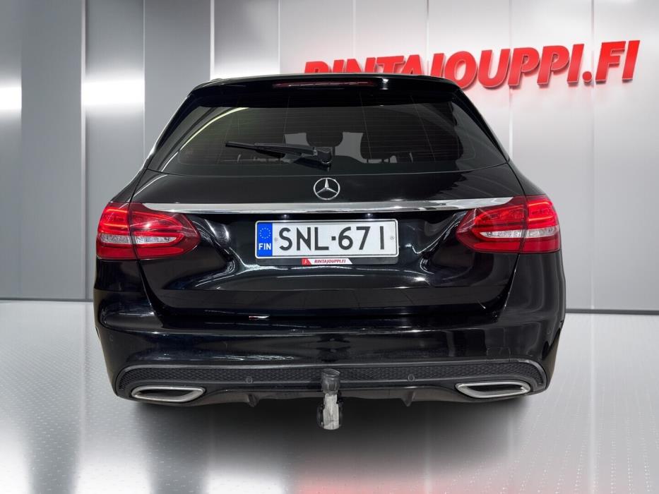 MERCEDES-BENZ C 2015