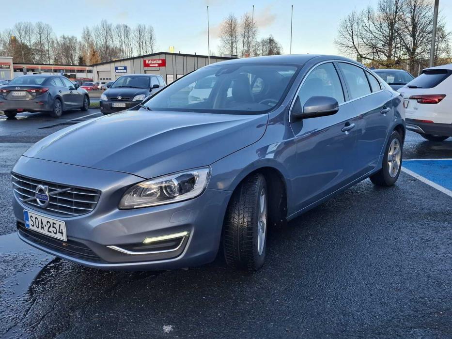 VOLVO S60 2018