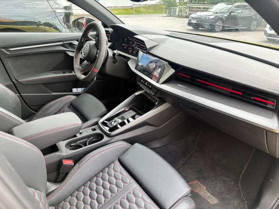 AUDI RS 3 2023