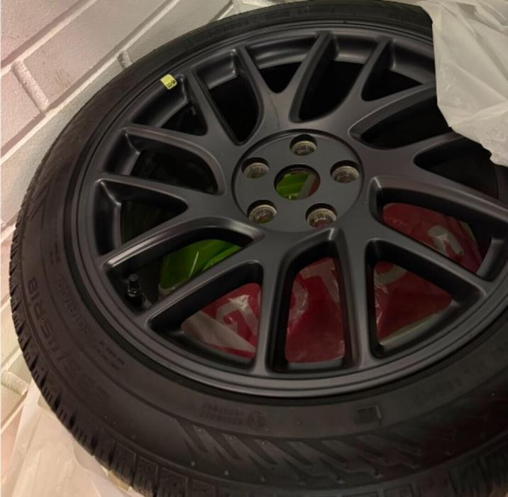 TESLA Model 3 2024
