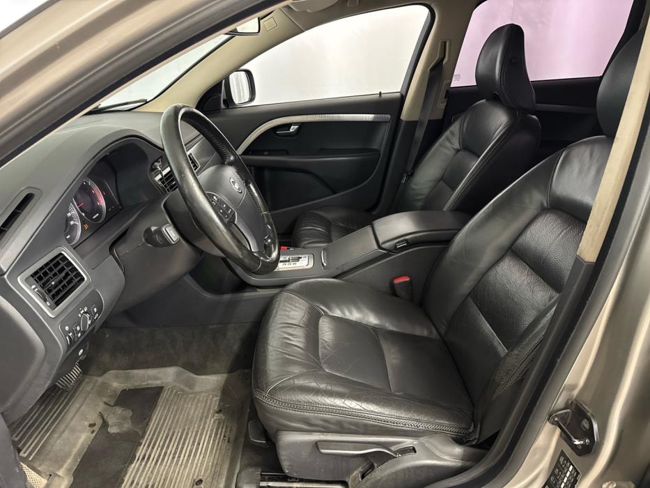 VOLVO XC70 2008
