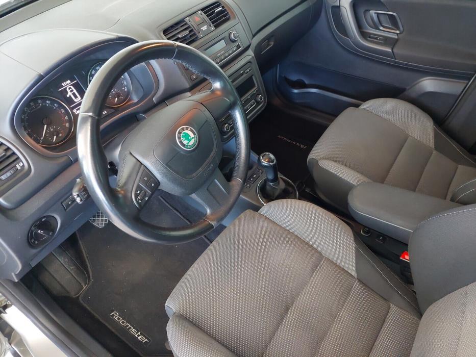 SKODA Roomster 2012
