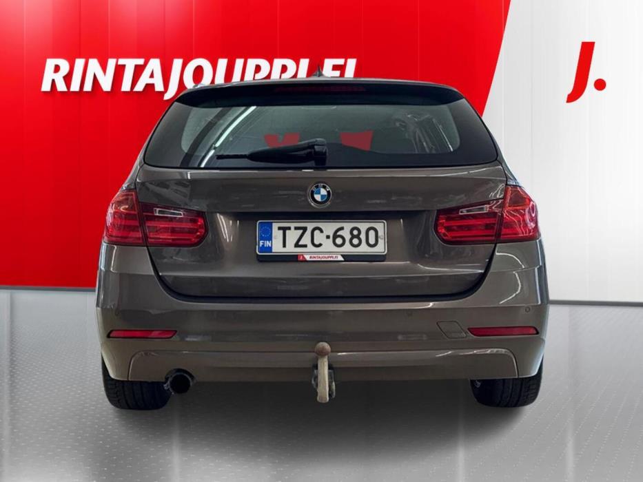 BMW 320 2013
