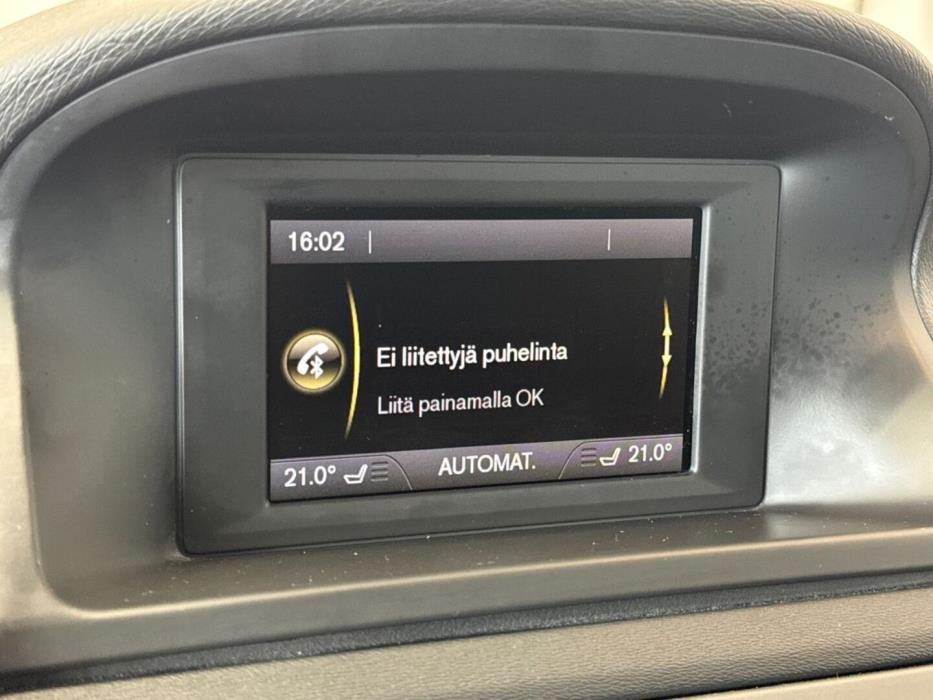 VOLVO V70 2013