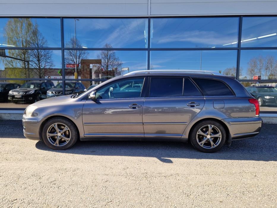 TOYOTA Avensis 2008