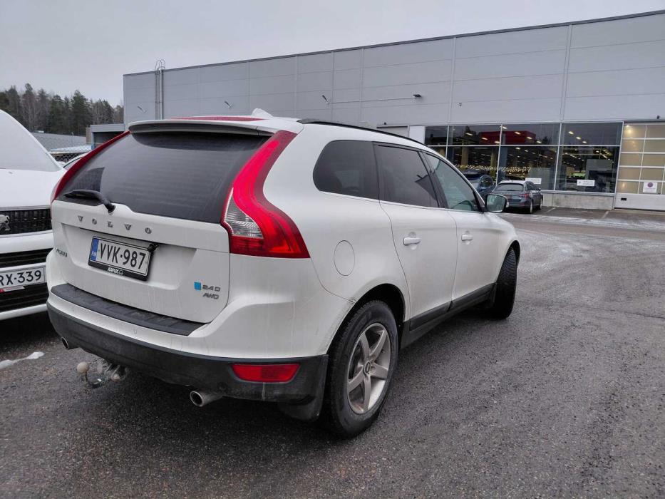 VOLVO XC60 2010