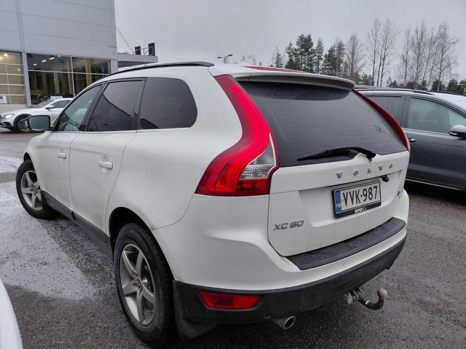VOLVO XC60 2010