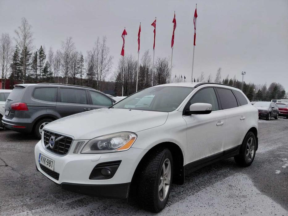VOLVO XC60 2010