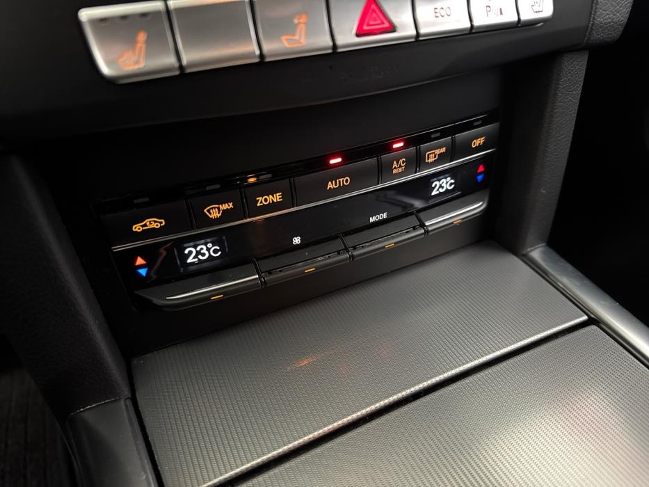 MERCEDES-BENZ E 2015