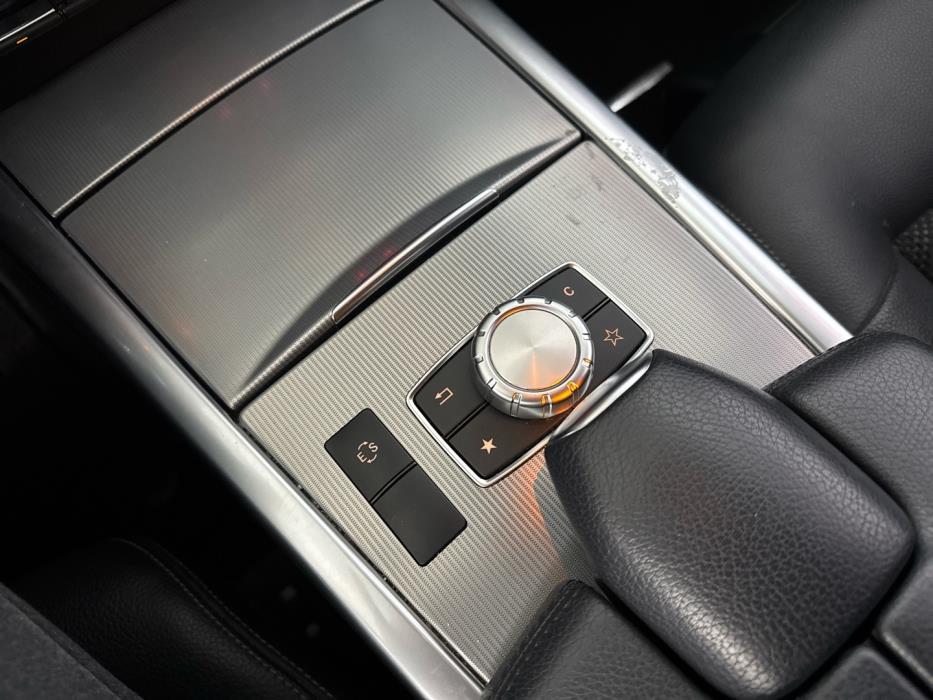 MERCEDES-BENZ E 2015