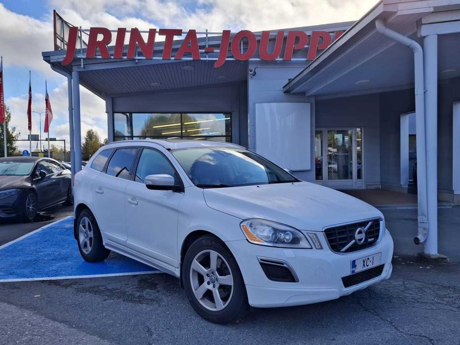 VOLVO XC60 2012