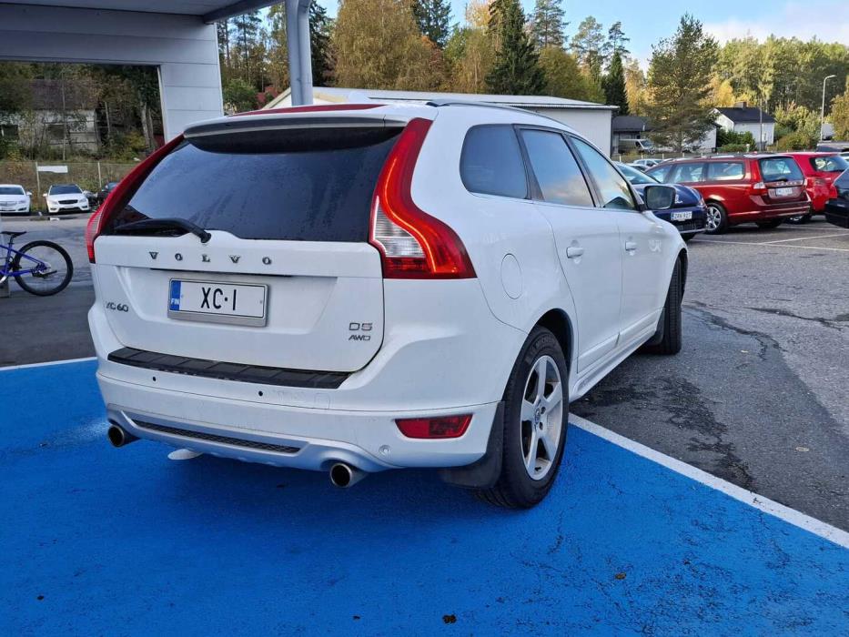 VOLVO XC60 2012