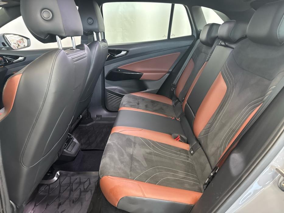 VOLKSWAGEN ID.4 2023