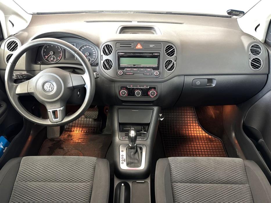 VOLKSWAGEN Golf Plus 2012