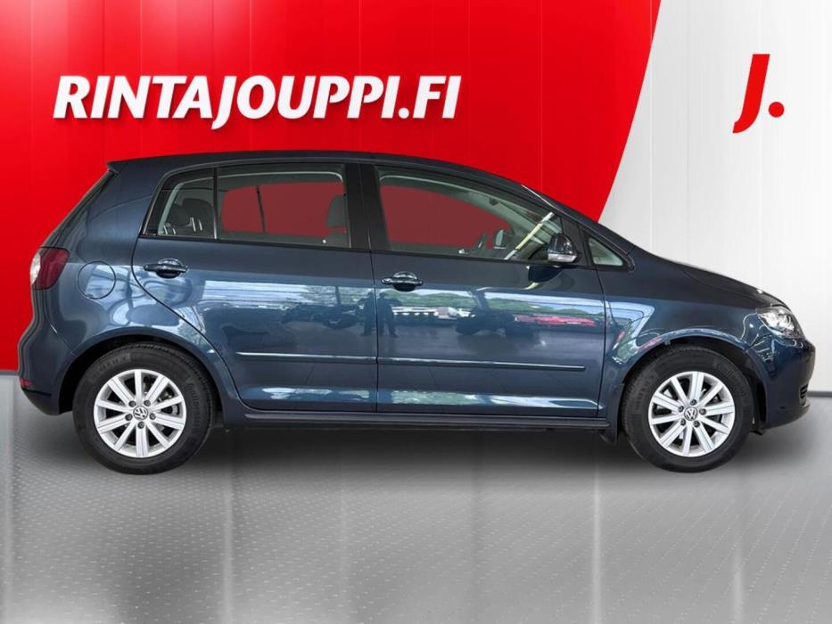 VOLKSWAGEN Golf Plus 2012