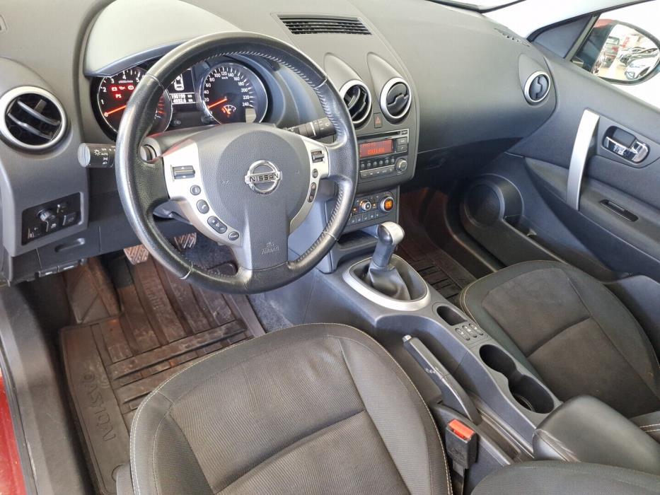 NISSAN Qashqai 2013