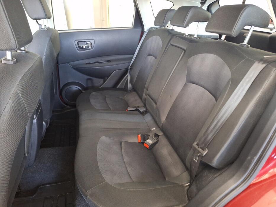 NISSAN Qashqai 2013