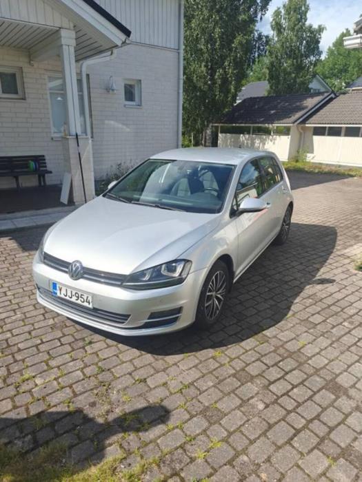 VOLKSWAGEN Golf 2017