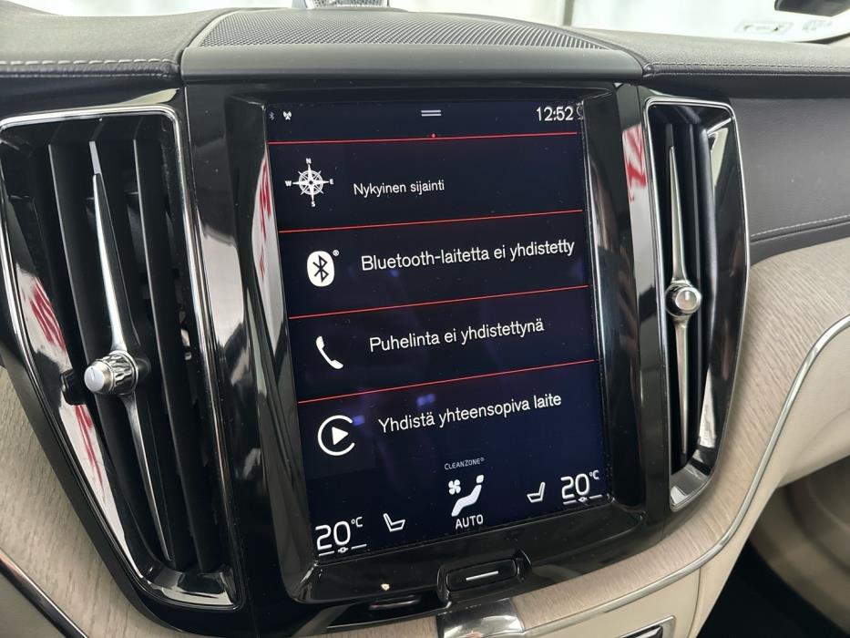 VOLVO XC60 2018