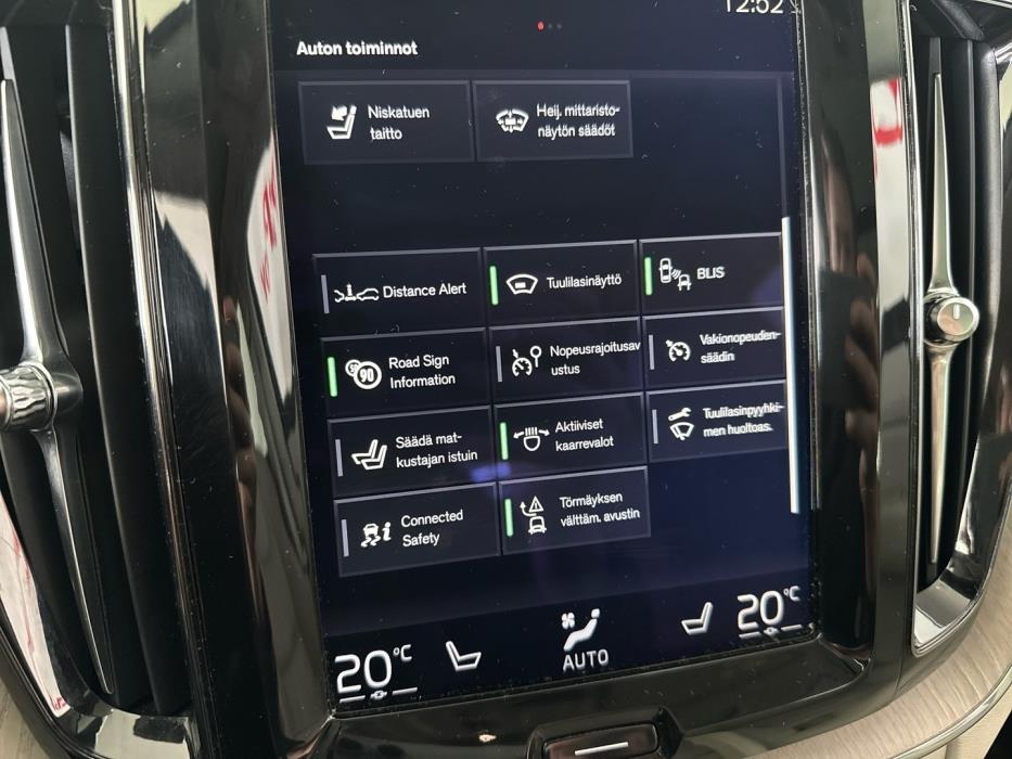 VOLVO XC60 2018