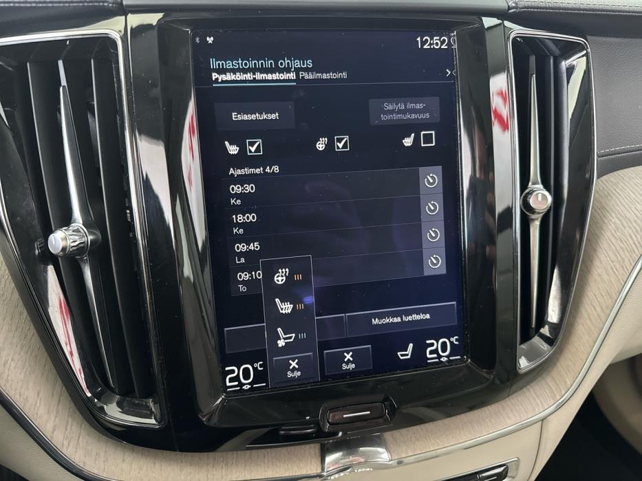 VOLVO XC60 2018