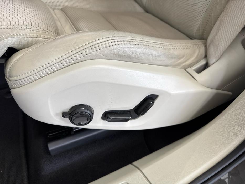 VOLVO XC60 2018