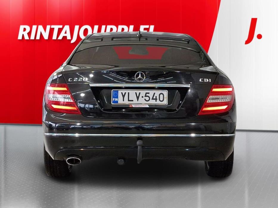 MERCEDES-BENZ C 2011