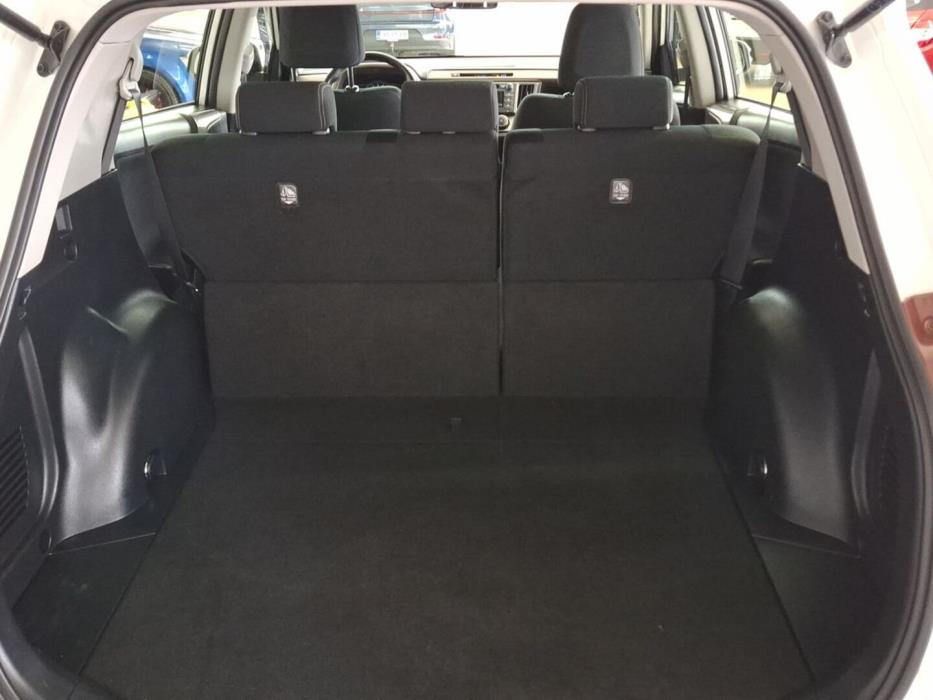TOYOTA RAV4 2013