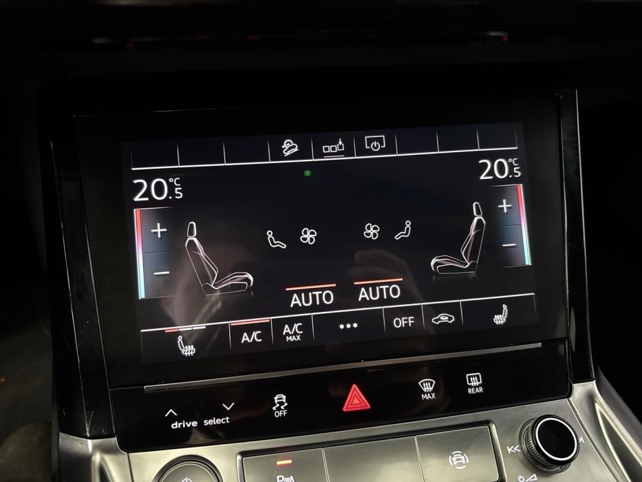 AUDI e-tron 2019