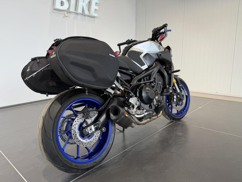 YAMAHA MT-09 2019