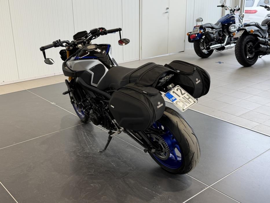 YAMAHA MT-09 2019