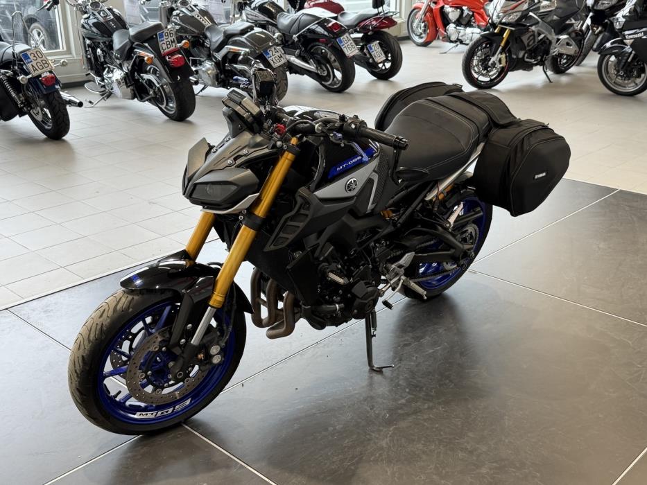 YAMAHA MT-09 2019