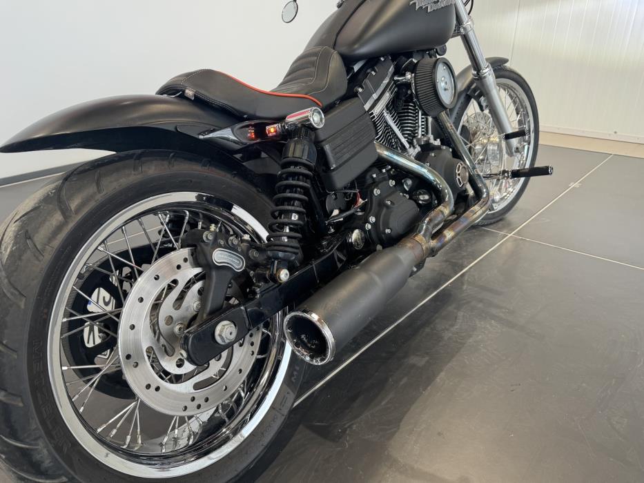 HARLEY-DAVIDSON DYNA 2007