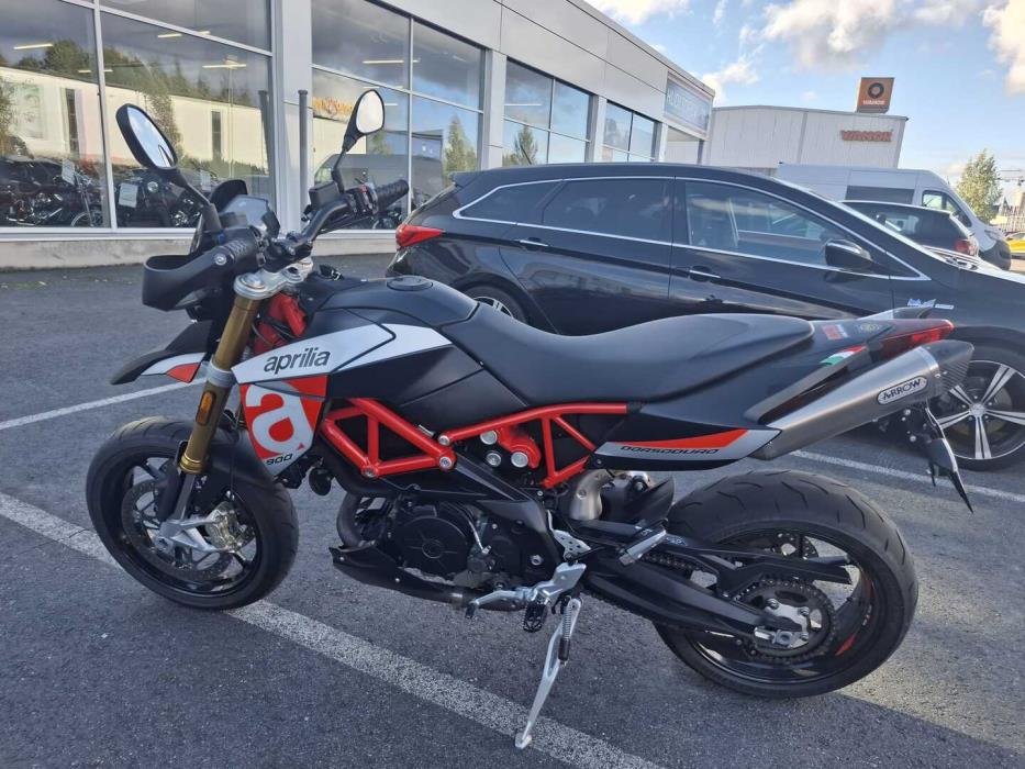 APRILIA DORSODURO 2017