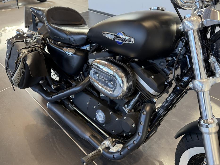 HARLEY-DAVIDSON SPORTSTER 2015