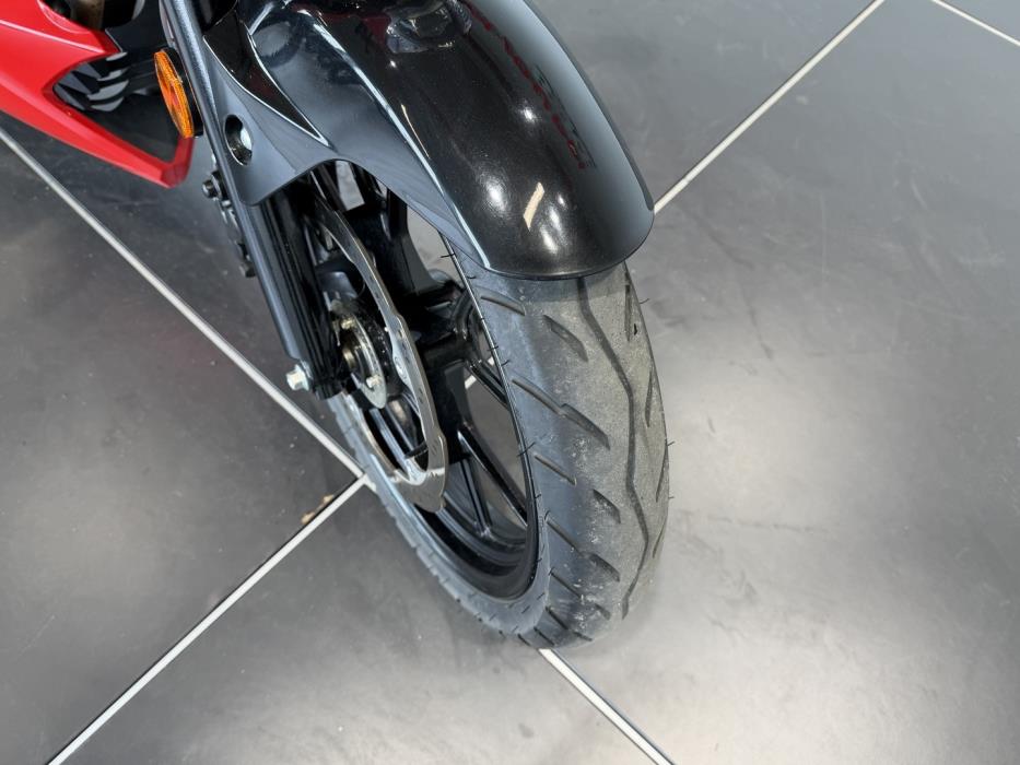 SUZUKI GSX-S 2020