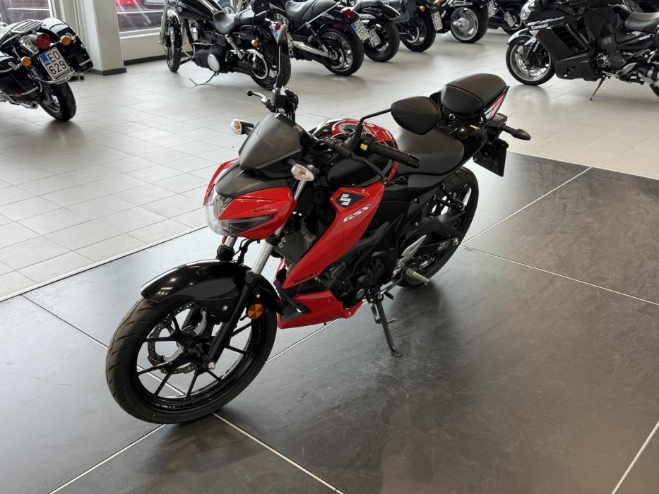 SUZUKI GSX-S 2020