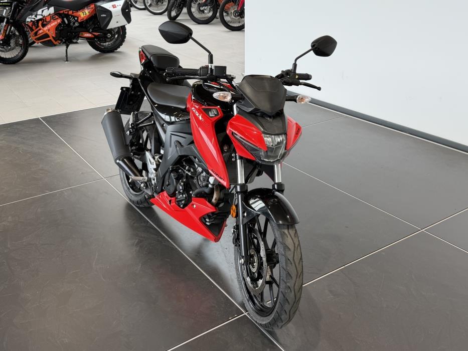 SUZUKI GSX-S 2020