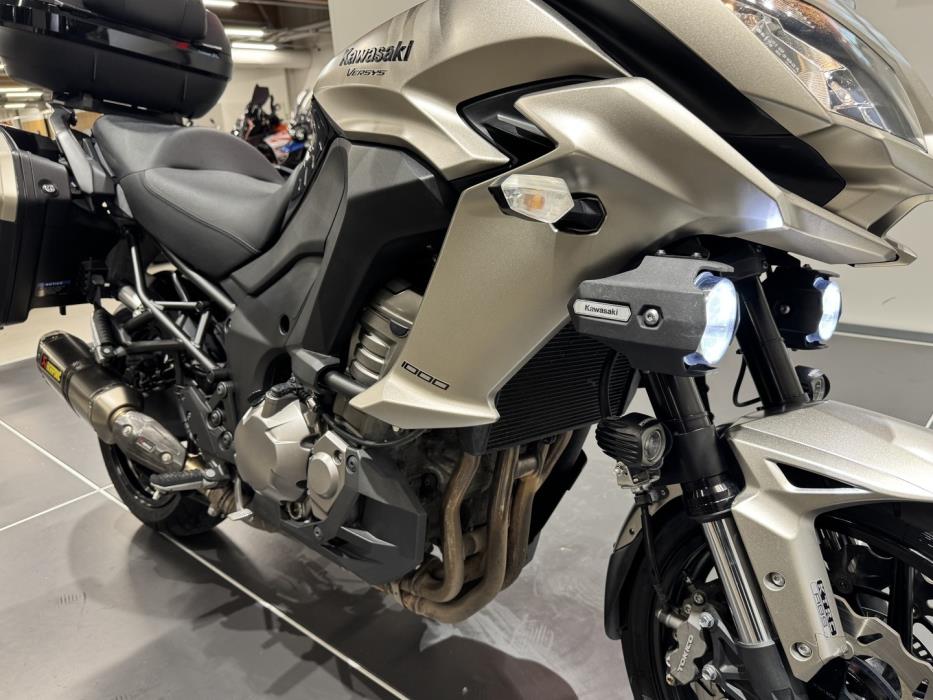 KAWASAKI VERSYS 2016