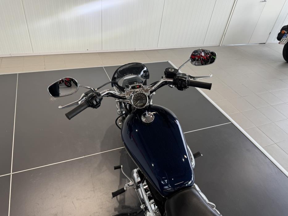 HARLEY-DAVIDSON SPORTSTER 2013