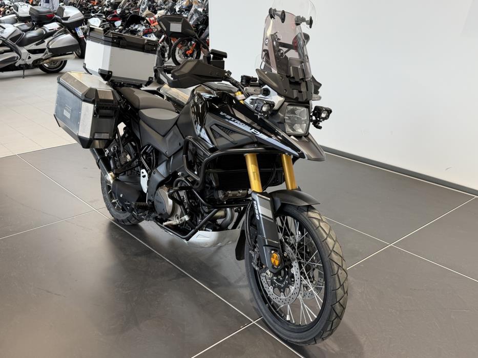 SUZUKI DL 2024