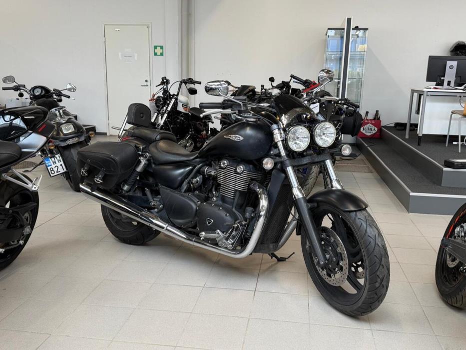 TRIUMPH THUNDERBIRD 2013