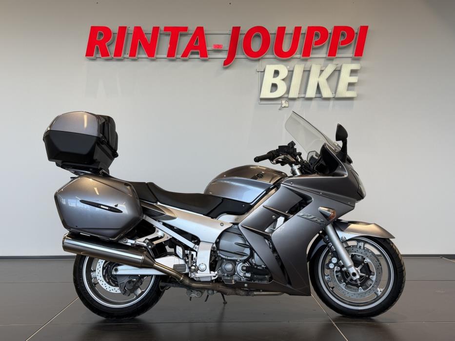 YAMAHA FJR 2004