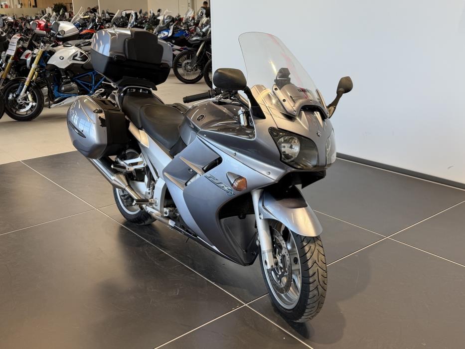 YAMAHA FJR 2004