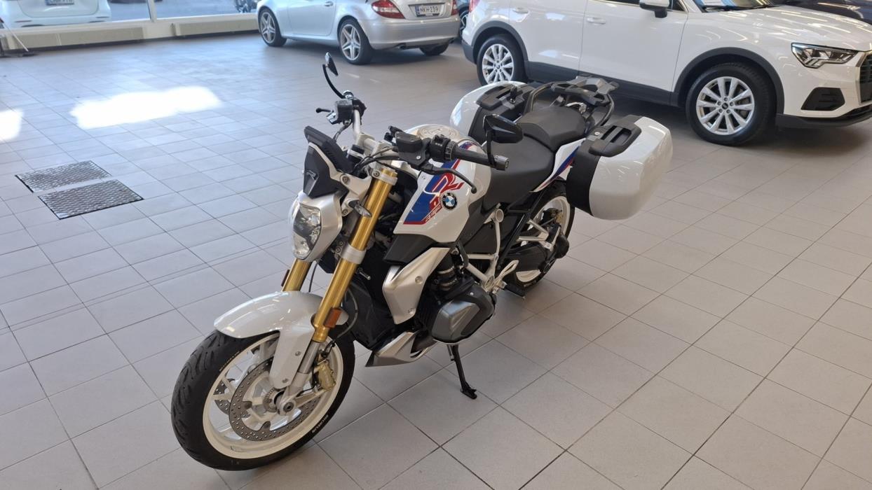 BMW R 2019