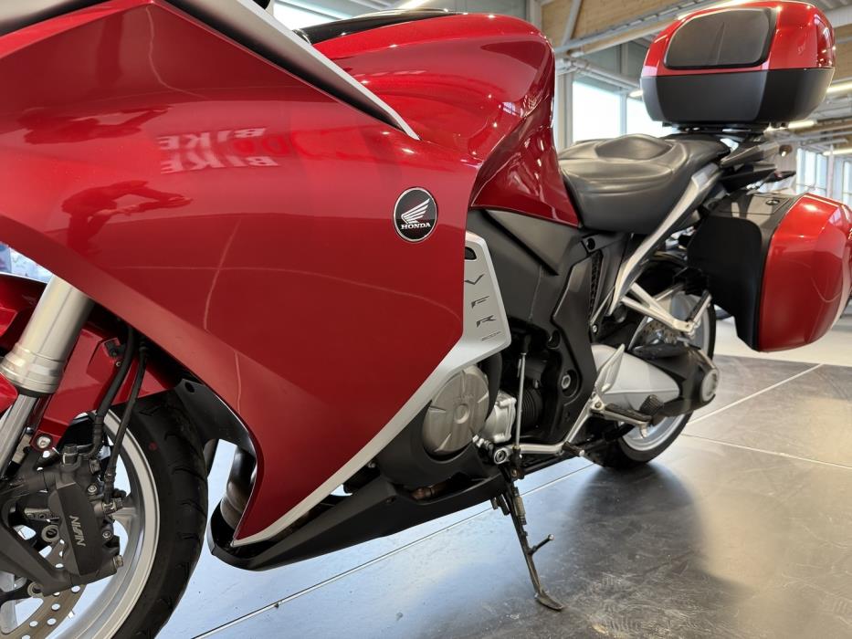 HONDA VFR 2010