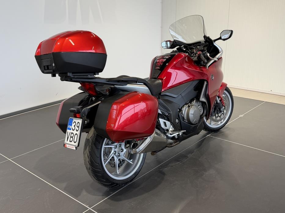 HONDA VFR 2010