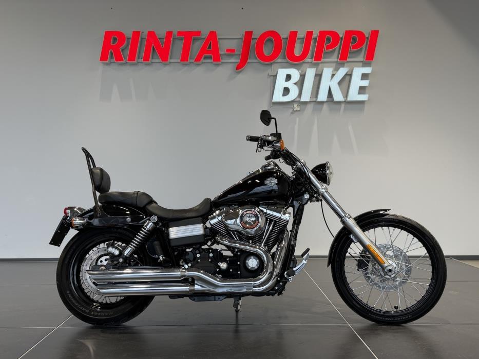 HARLEY-DAVIDSON DYNA 2011